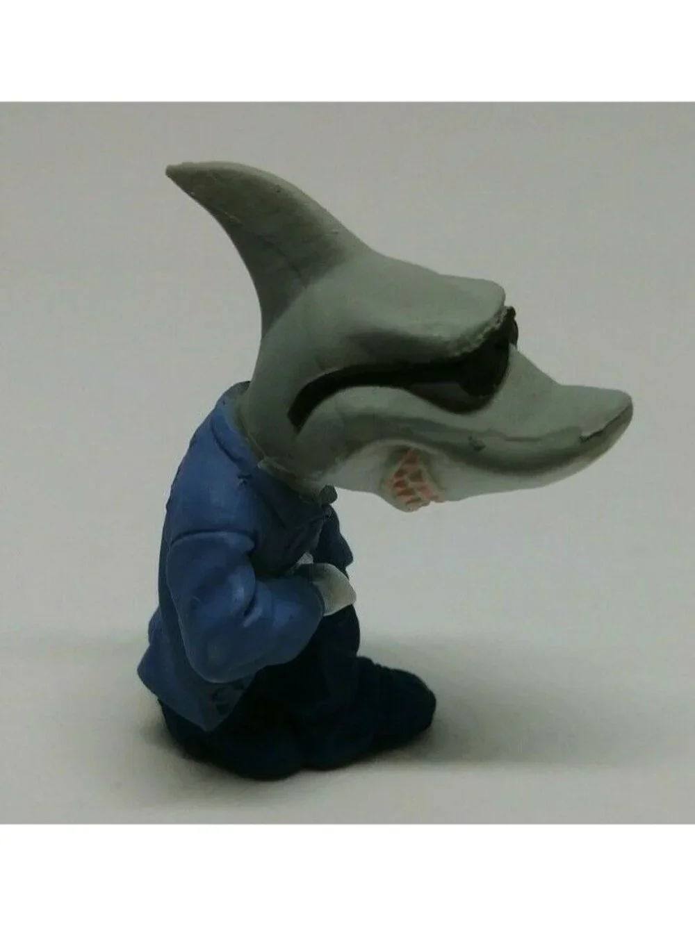 Neighborhood Rascals Sharky collectible retired 1.75